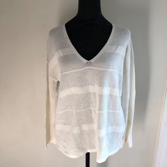 One Grey Day White V-Neck Mesh Knit Long‎ Sleeve Sweater Small NWOT Chic Style - Picture 3 of 7